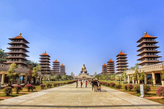 HÀ NỘI –  CAO HÙNG - ĐÀI TRUNG - ĐÀI BẮC 5N4Đ